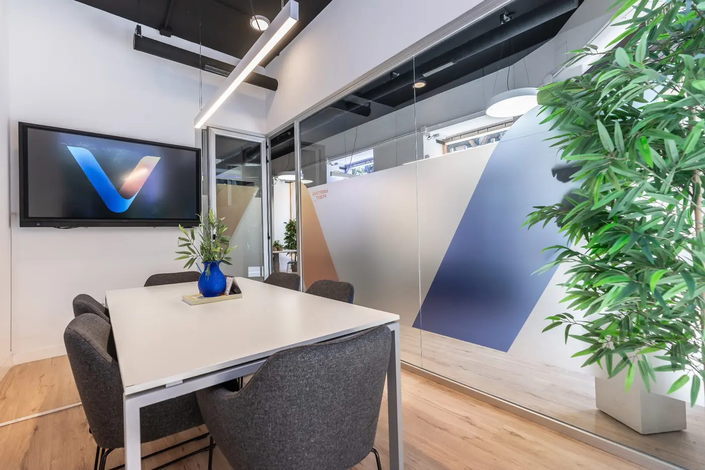 Interior de la oficina VIVEI Las Cortes