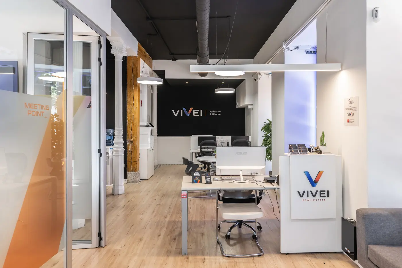 Interior de la oficina VIVEI Las Cortes